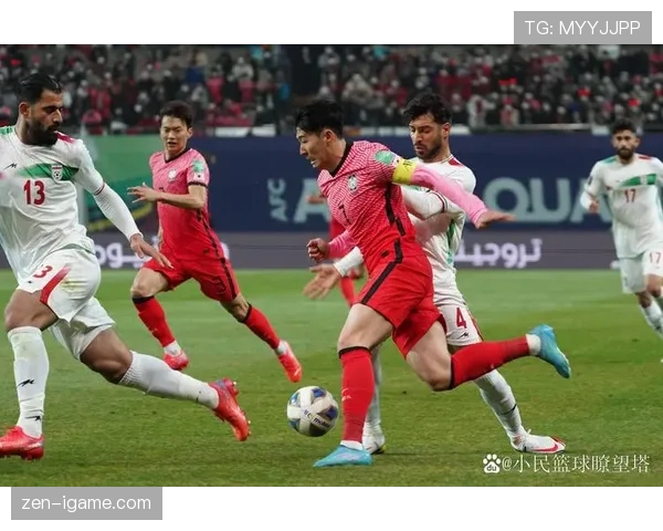 足球明星涉嫌不当行为接受调查，球迷与媒体密切关注事件进展