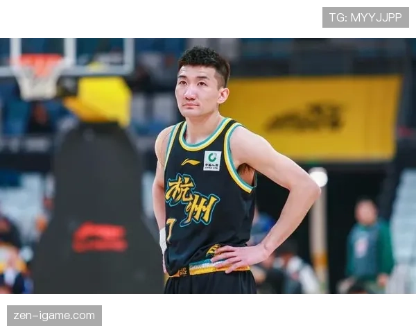 孙铭徽训练完直接打车去夜店？这作息也太离谱了